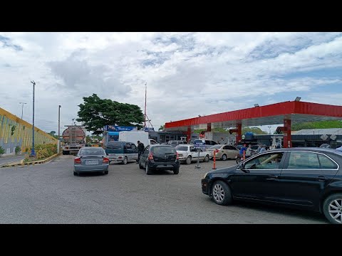 Largas colas persisten en estaciones de servicio de Barquisimeto y Cabudare #6May