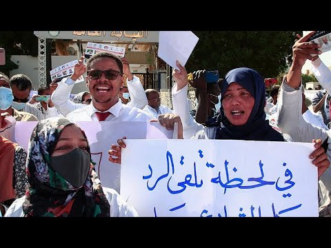 السودان.. مسيرات جديدة تندد باستهداف الطواقم الطبية وتنديد بممارسة العسكر ترهيب الإعلام…