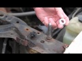 Par De Clips De Plástico Para Cable Del Capó Chevelle 1970-72 – GM #3975343, The Parts Place