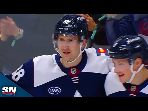 Martin Necas Walks In and Wires Home First Goal With Avalanche