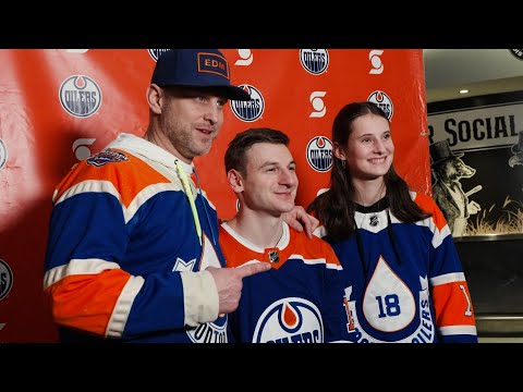 COMMUNITY | Oilers Photo Day