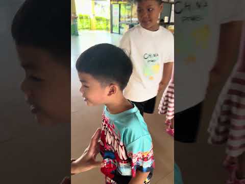 มาดูอะไรกัน