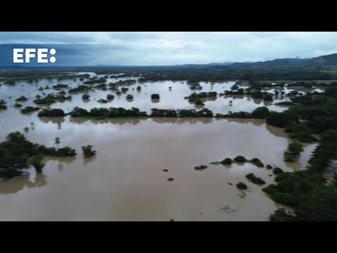 El ciclón John deja 30 localidades incomunicadas y 16 muertos en Oaxaca y Guerrero