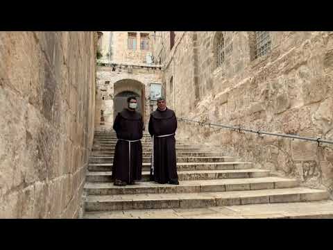 Un Vía Crucis gris y sin peregrinos recorre los pasos de Jesús en Jerusalén