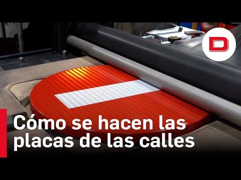 El secreto sobre cómo se hacen las placas de las calles de Madrid