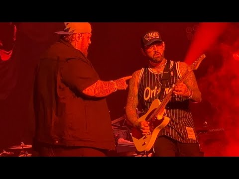 Jelly Roll - Burning (Live in Orlando, FL 9-17-24) 4K Beautifully Broken