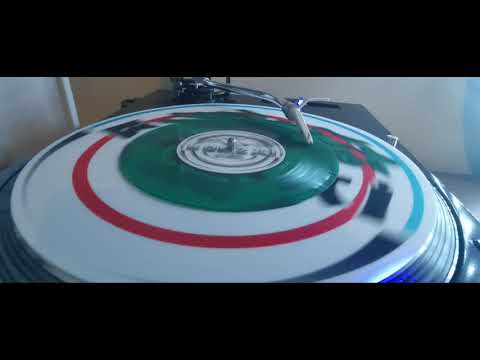 Bonzai Power Vinyl 2 - Bounty Hunter - Woops (Remastered Original Mix)