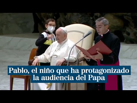Pablo, el niño que ha protagonizado la audiencia del Papa Francisco por querer quitarle el solideo