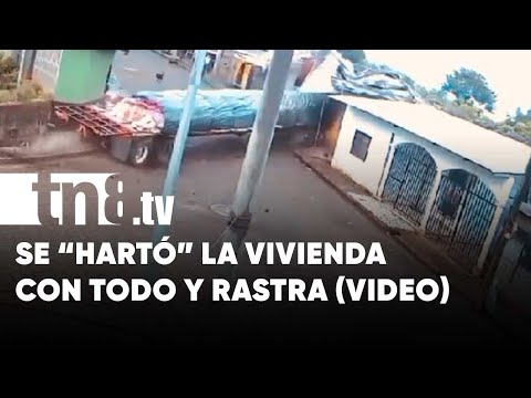Rastra con todo y carga termina dentro de una casa en La Dalia, Matagalpa (VIDEO)