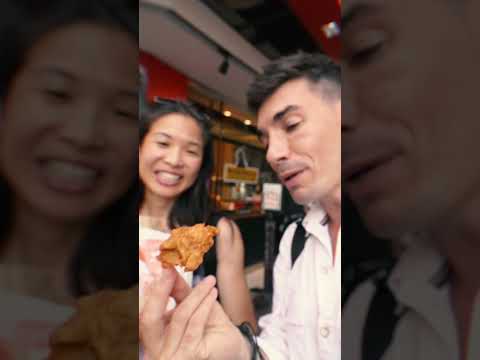 Probando el POLLO GODZILLA en Taipei: súper crispy y picante