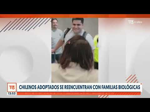 Chilenos adoptados en forma irregular en dictadura se reencuentran con sus familias biológicas