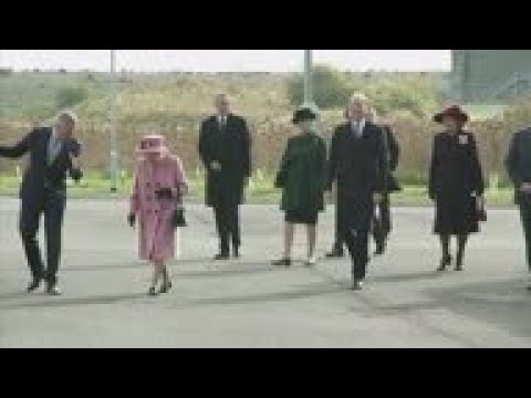 Out and about again: Queen Elizabeth in visit with William