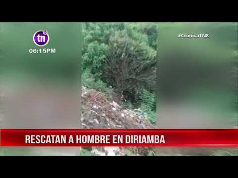 Bomberos rescatan a hombre que cayó en una quebrada en Diriamba – Nicaragua