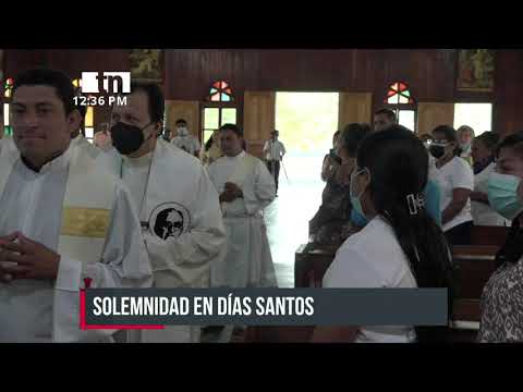 Autoridades acompañan a sacerdotes de la Diócesis de Siuna en Misa Crismal - Nicaragua