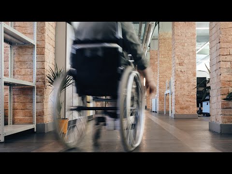 Se entregaron sillas de ruedas pediátricas refaccionadas por el CENATT
