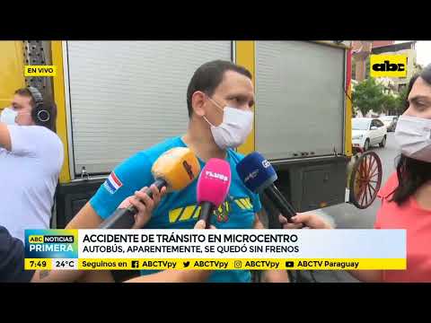 Accidente de tránsito en el microcentro de Asunción
