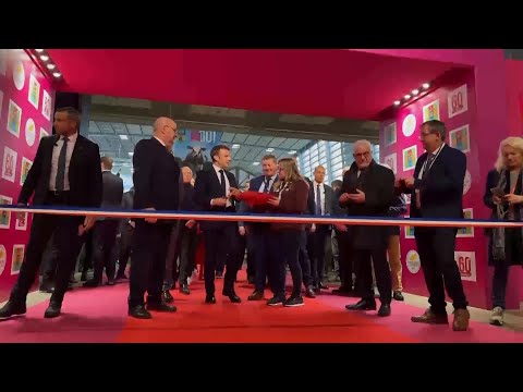 French President Macron inaugurates agricultural fair in Paris