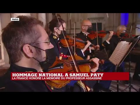 Hommage national à Samuel Paty : la cérémonie s'achève sur une symphonie de Mozart