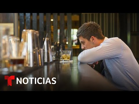 Tomar alcohol frecuentemente eleva riesgo de cáncer: estudio | Noticias Telemundo