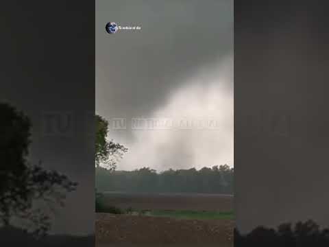 ?Tornado Caught on Camera Near Colon, Michigan
