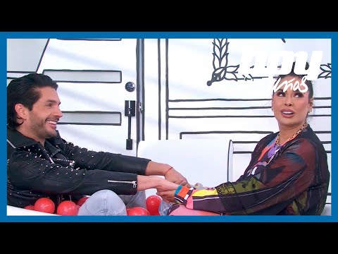 Galilea Montijo se mete a 'La Tina' con Daniel Elbittar  | Programa Hoy