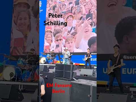 Peter Schilling singt live auf der Fanzone seinen Song Major Tom #berlin #musik #majortom #live