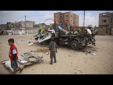 Two Israeli strikes near Deir al-Balah kill at least 5 and destroy an aid truck