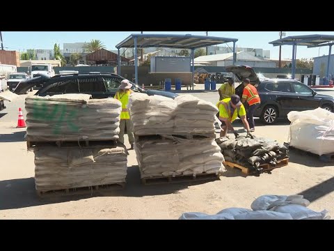 Hurricane Hilary prompts sandbag lines in California