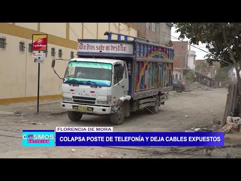 Florencia de Mora: Colapsa poste de telefonía y deja cables expuestos