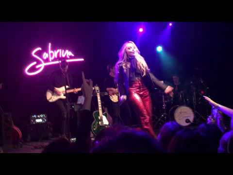 Sabrina Carpenter singing Don't Want It Back @ The Highline Ballroom 11.21.16