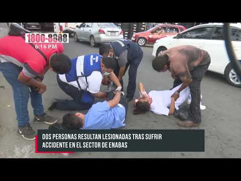 Mala maniobra vial provoca accidente en el sector de ENABAS, Managua - Nicaragua