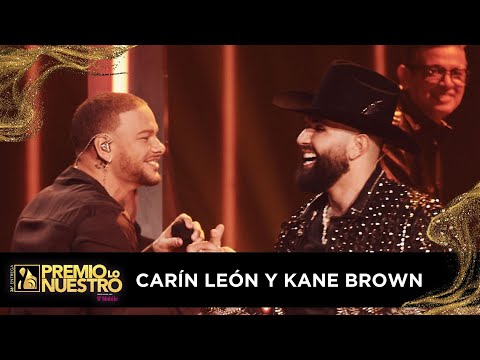 Carin León y Kane Brown juntos en el estreno mundial de 'The One (Pero No Como Yo)'