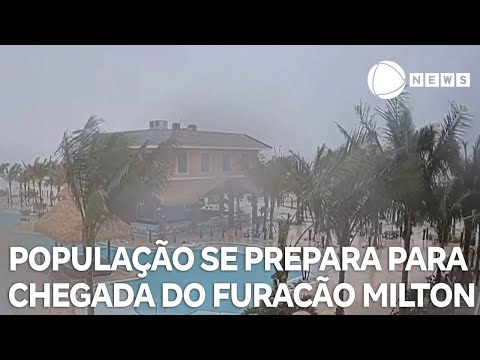 Previsão é de que ondas atinjam até 4,5m com a passagem do furacão Milton, diz morador