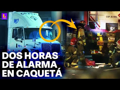 San Martín de Porres: Choque de camión cisterna y derrame de químico peligroso en el puente Caquetá