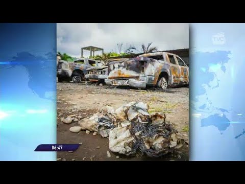 Esmeraldas: Sujetos incendiaron camionetas y maquinaria pesada en taller de la prefectura