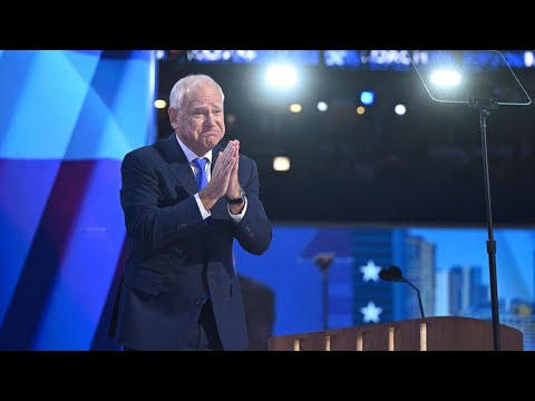 Tim Walz accepts Democratic Party nomination for vice-president • FRANCE 24 English