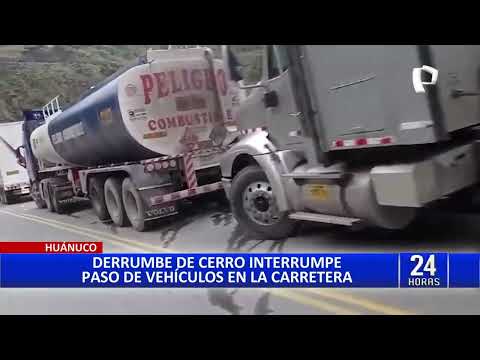 Huánuco: derrumbe de cerro interrumpe paso de vehículos en carretera