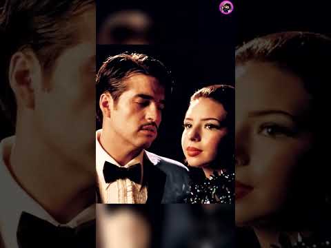 Angela Aguilar como toda una DIVA con su esposo