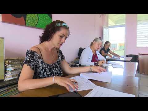 Beneficiados educadores camagüeyanos con nuevas mediadas salariales