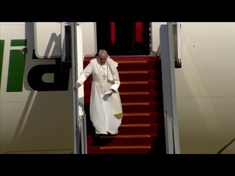 Papa Francisco visita Irak y pide el fin de la violencia