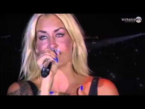 Sarah Connor - "Wie schön Du bist" LIVE @ Stars For Free, Chemnitz (28.08.2015)
