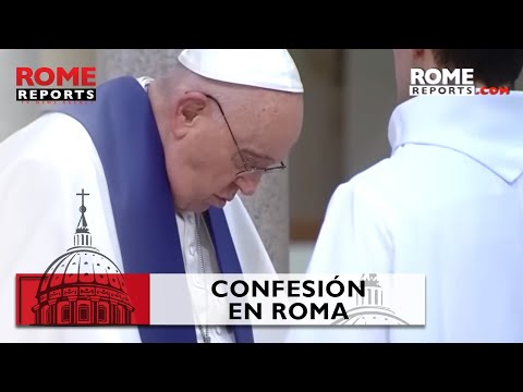 El papa Francisco confiesa en una parroquia de Roma