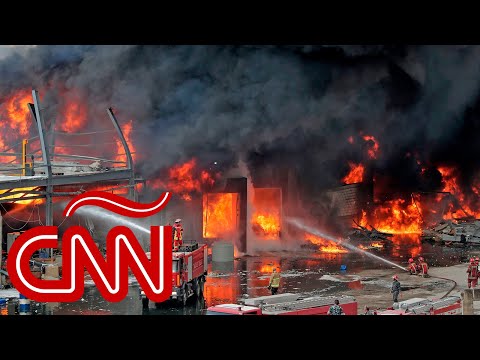 Incendio en Beirut: llamas en un depósito en el puerto de la capital