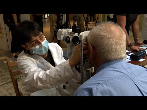 Imágenes de jornada de detección precoz de glaucoma en Hospital de Clínicas