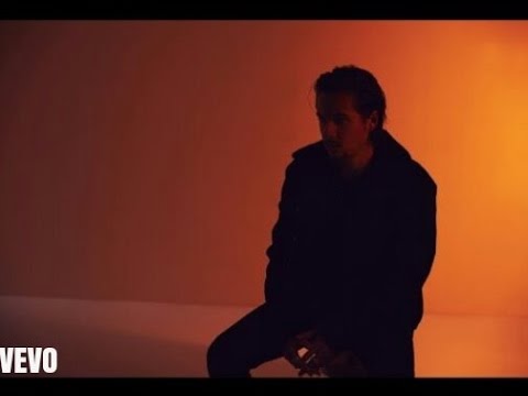 Nekfeu - Le regard des gens ft.S-Crew