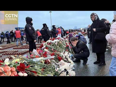Rusia guarda un día de duelo nacional por las víctimas del tiroteo masivo en una sala de conciertos