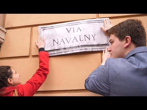 Protesters 'rename' street in Rome housing Russian embassy in honor of opposition leader Navalny