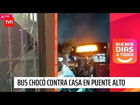 Bus del transporte público chocó contra casa en Puente Alto | Buenos días a todos