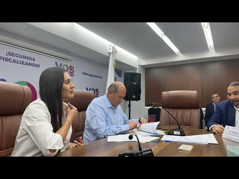 DIPUTADA KARINA PAZ Y ORLANDO BLANCO CITACION Ministerio de Salud y la Comisión contra la Corrupción