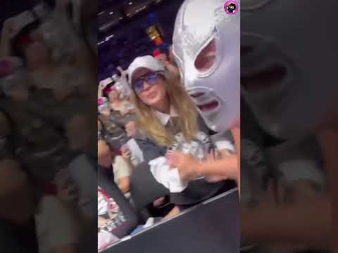 EL hijo del SANTO solo baja para besar a Montse y Joe